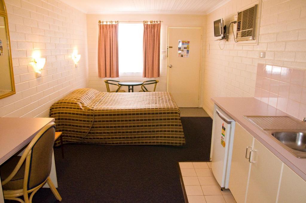 White Gum Motel Алис Спрингс Стая снимка